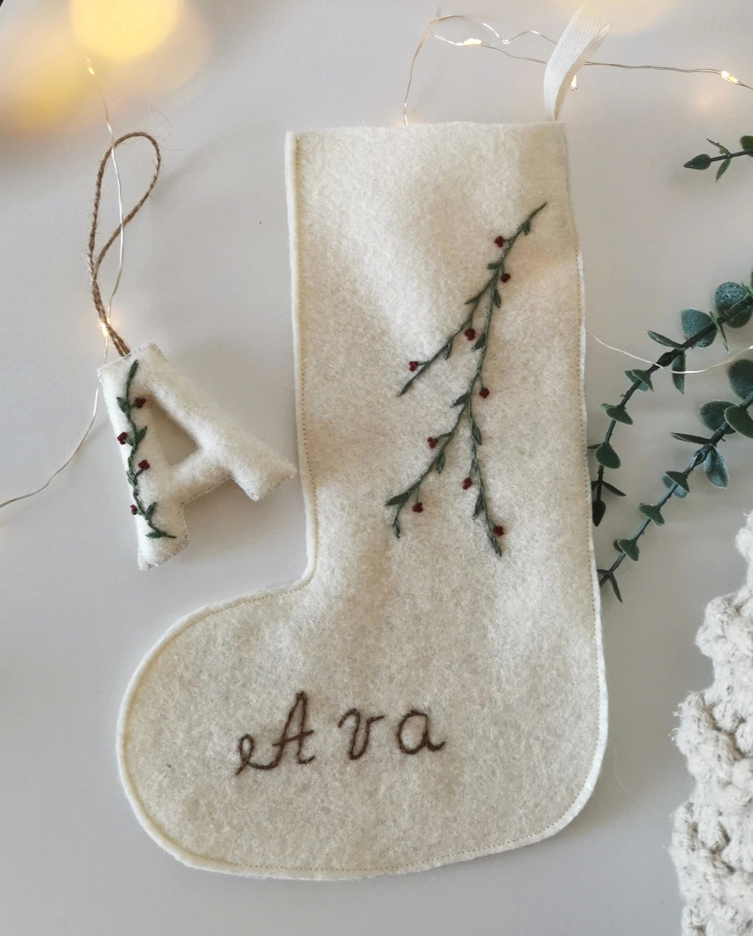 Set Soseta si Initiala