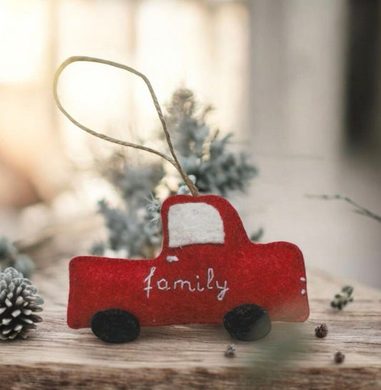 Ornament Family Trabi