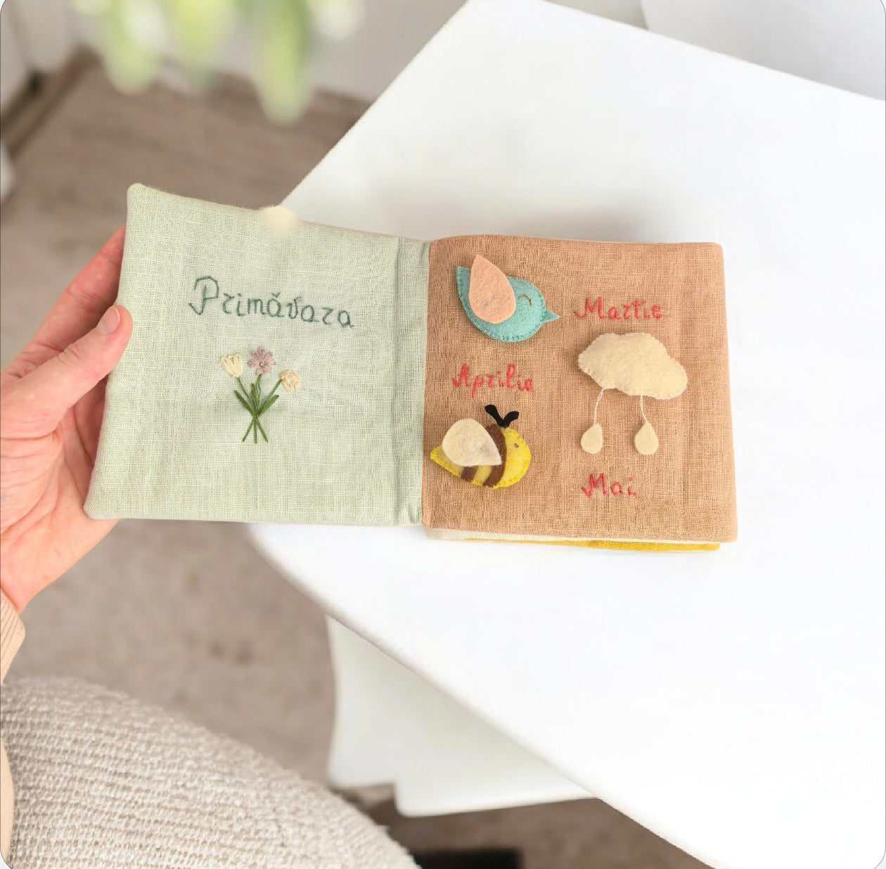 Carticica "Cele 4 anotimpuri"